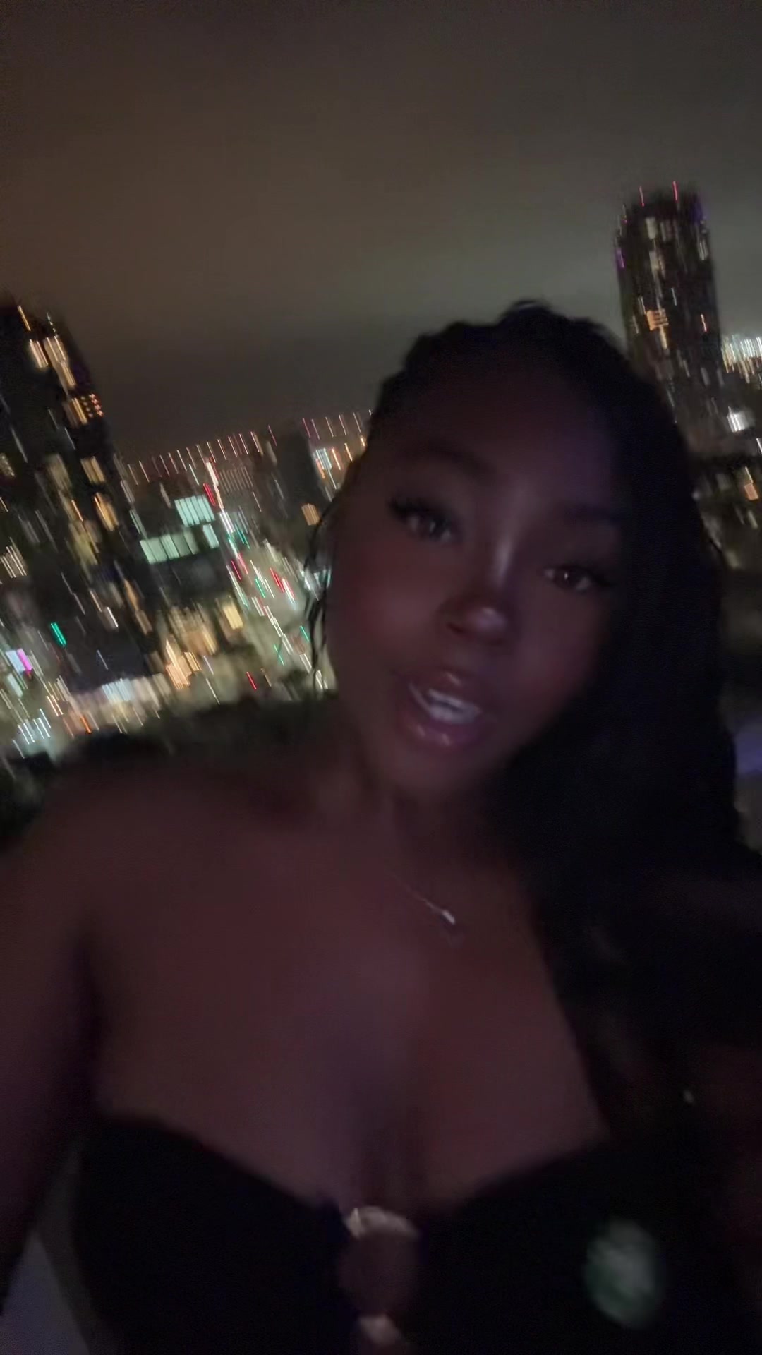 @Takhia03