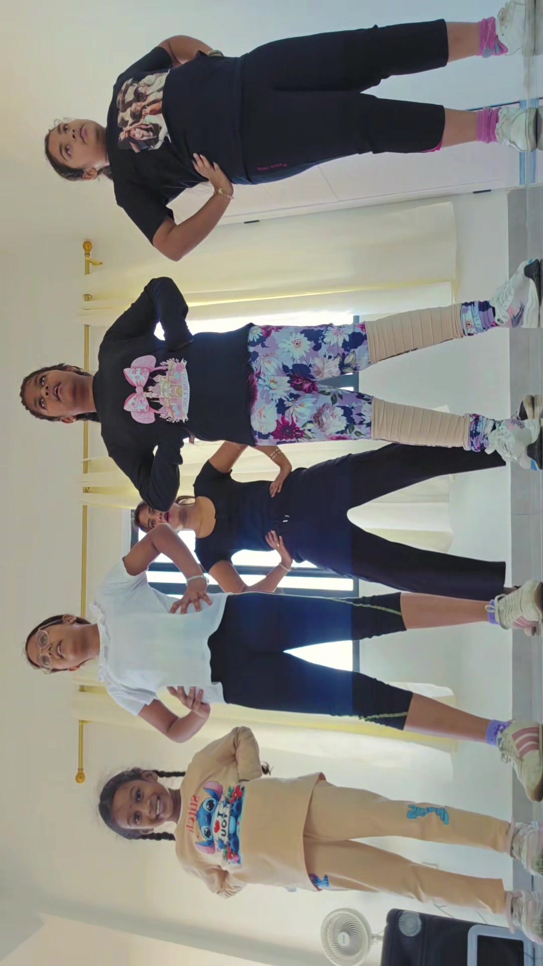 @DANCE WITH KIM