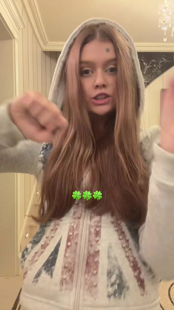 @марьяна👻