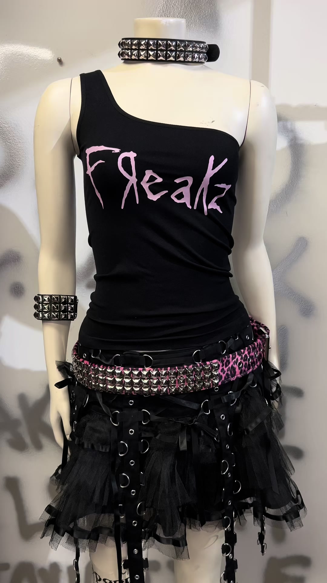 @FReakzCoRp