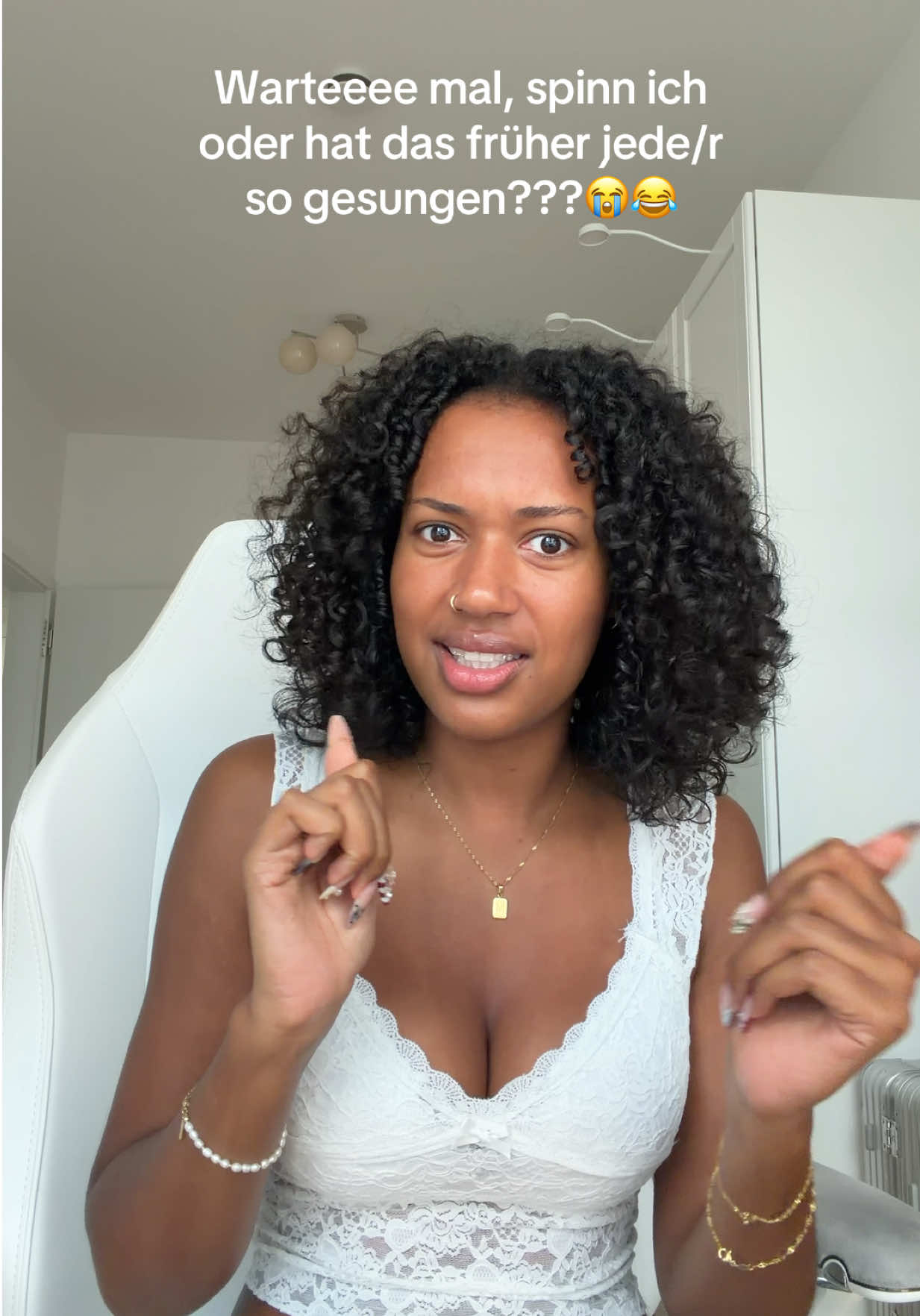 @Malika🤍