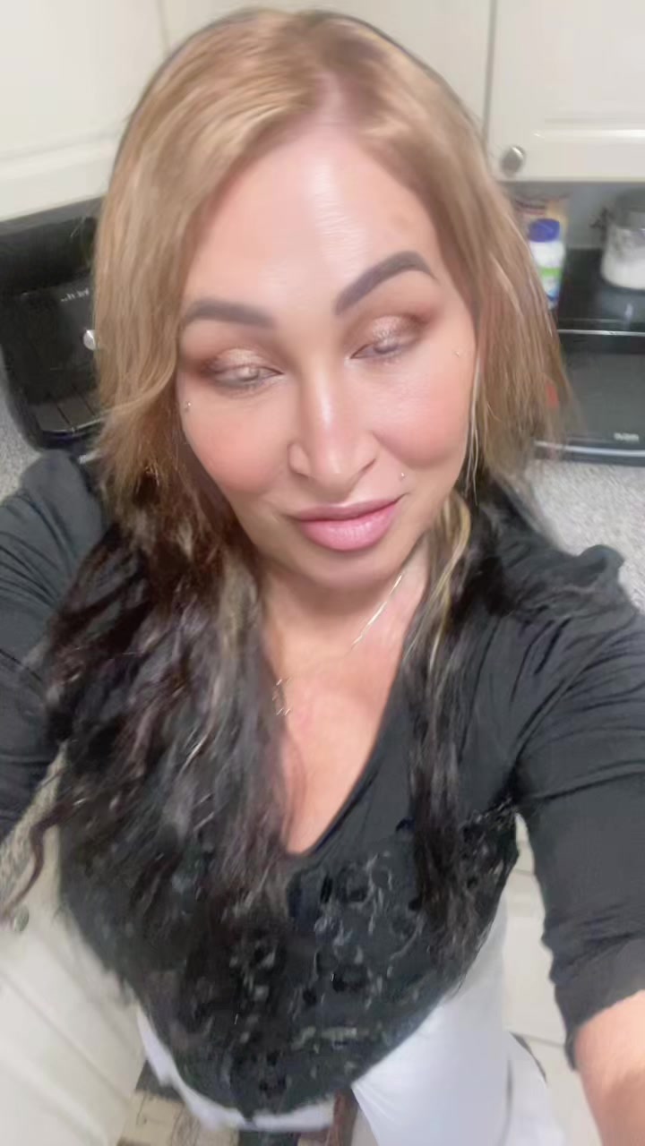 @Italiangirl🇮🇹native🇨🇦🇨🇦
