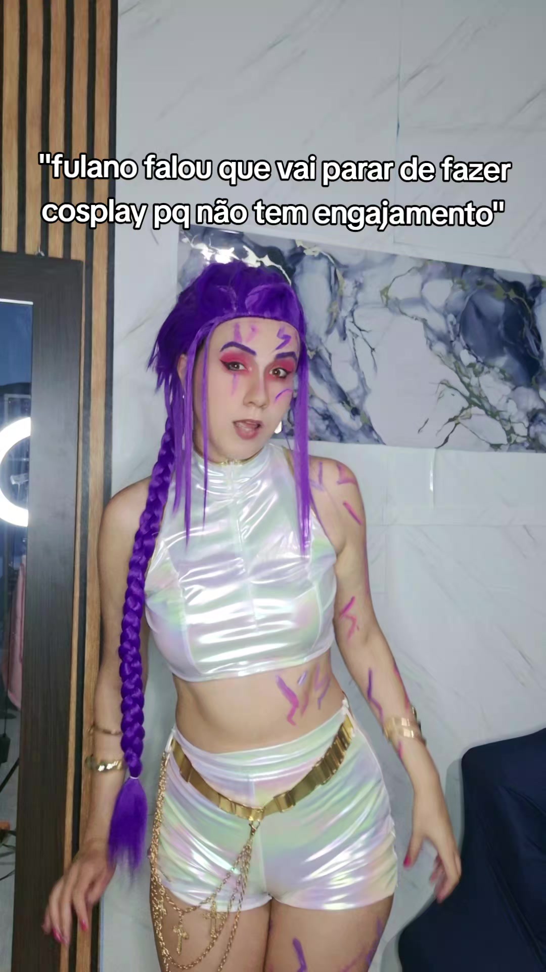 @Thalía Thalinda