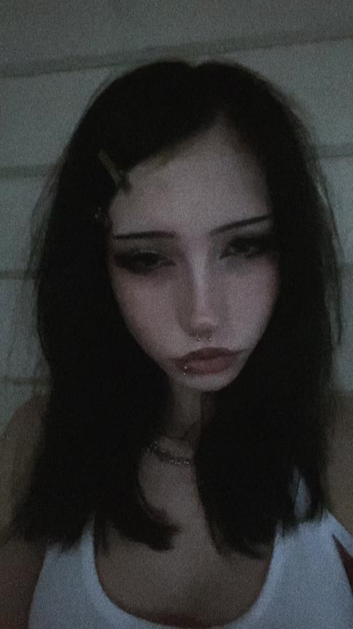 @^^
