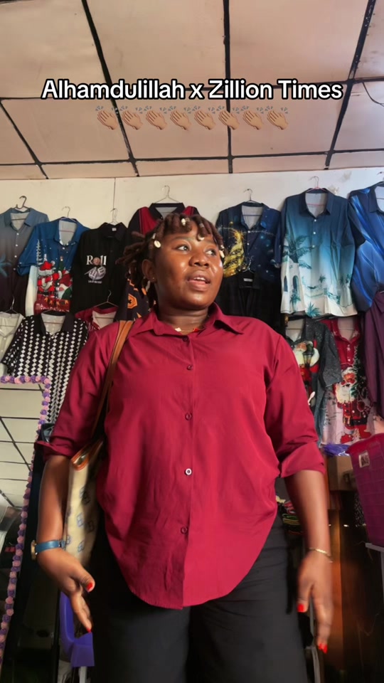 @Shivi's Vintage GlowCos.🛍️🌸