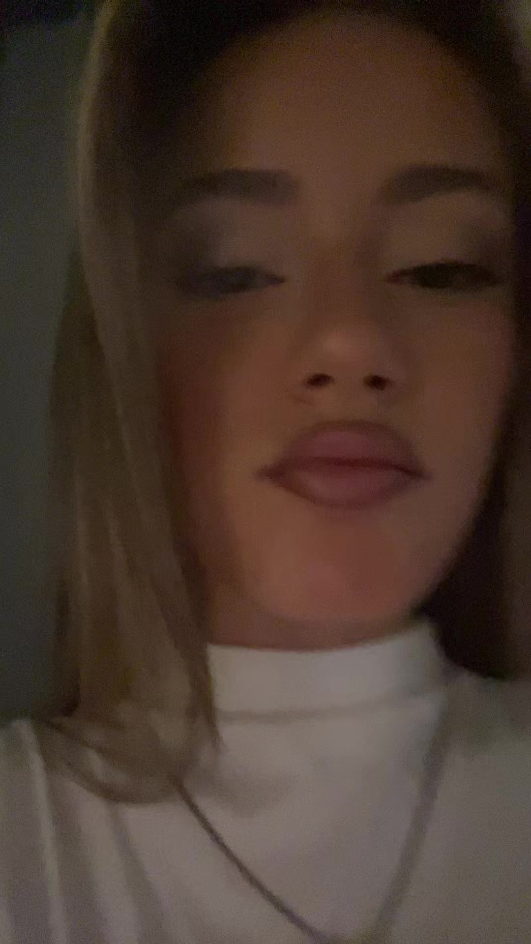 @deusheee