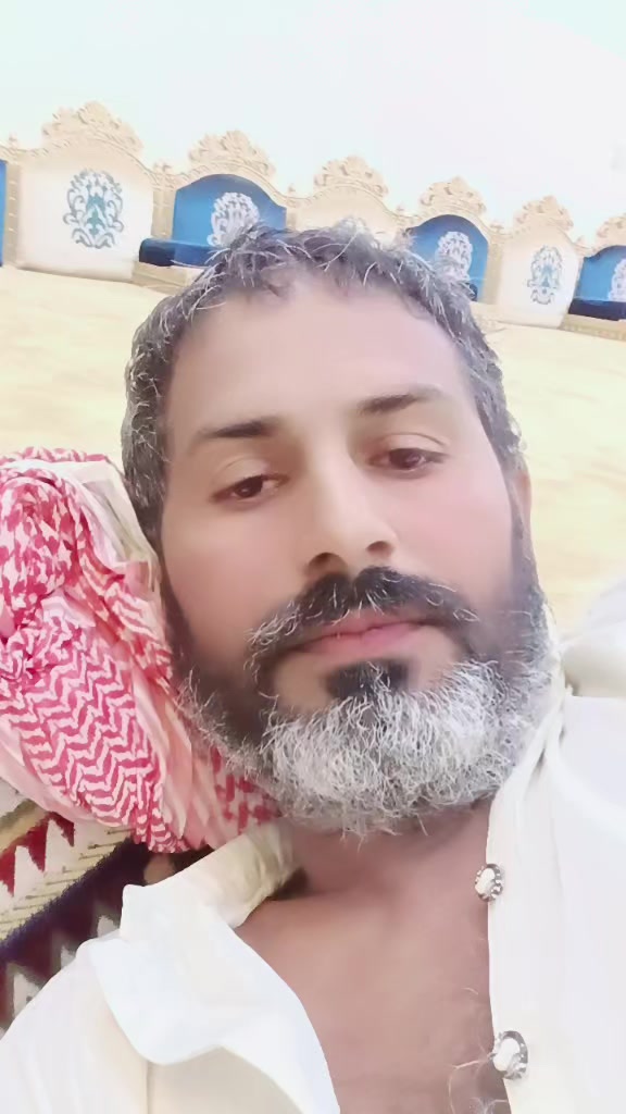 @غلام اكبر