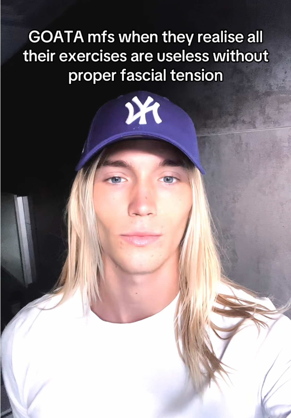 @HH