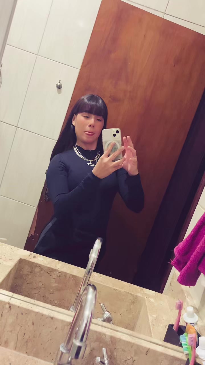 @015_camille