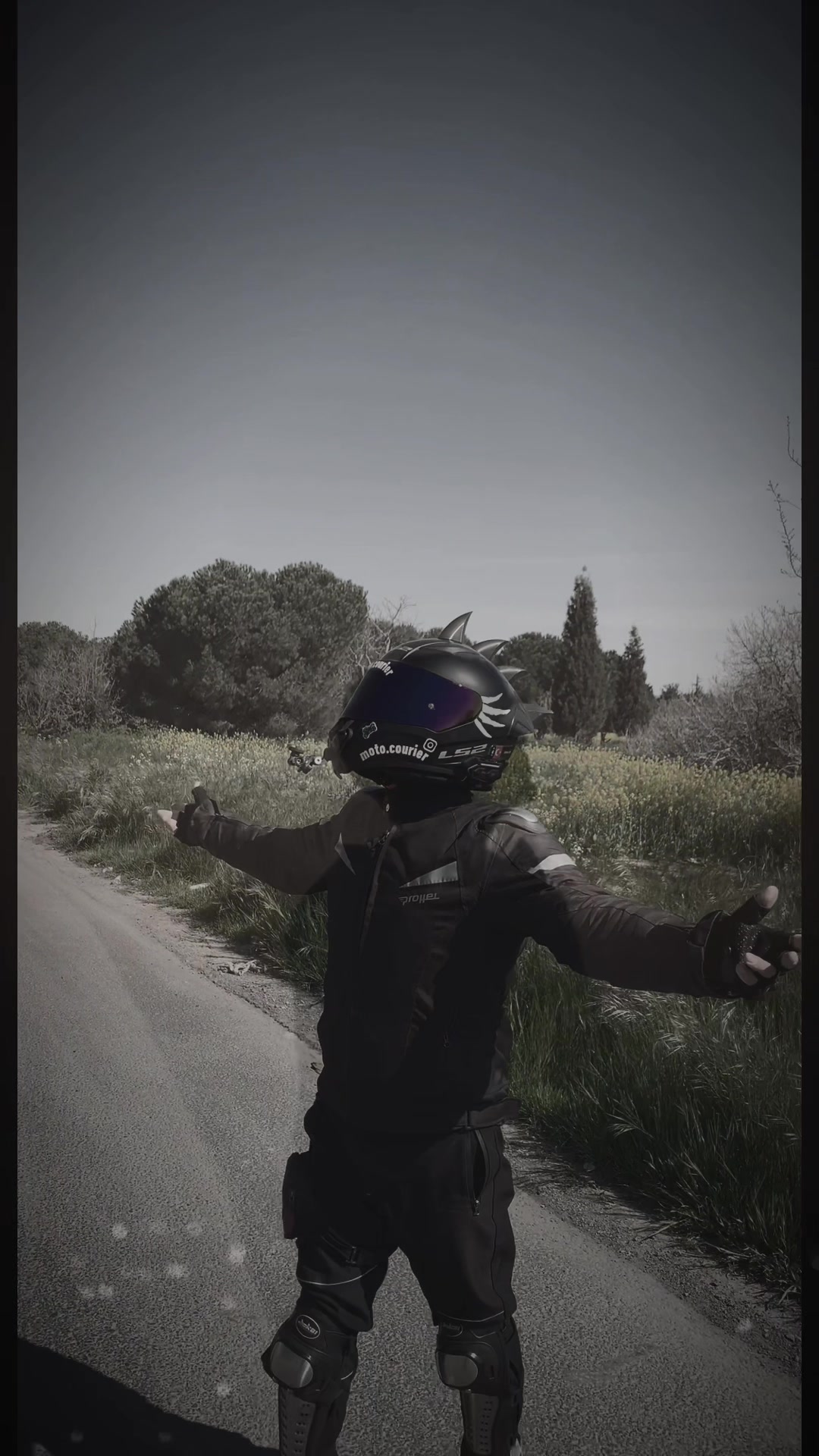 @Moto.courier