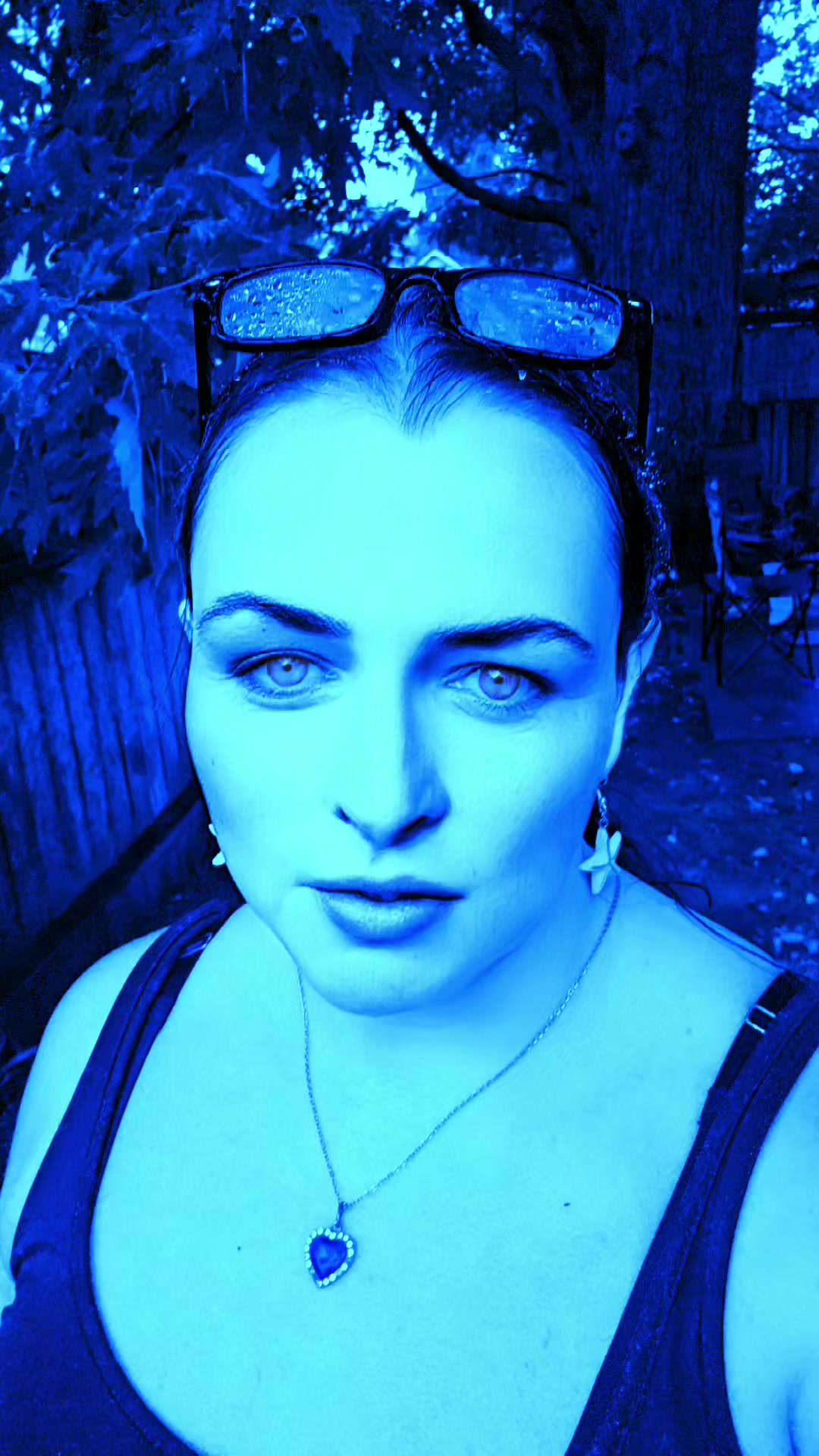 @KimCroft🧸🌹💙🎸🐋🐬🦋😈👻☘️🔥