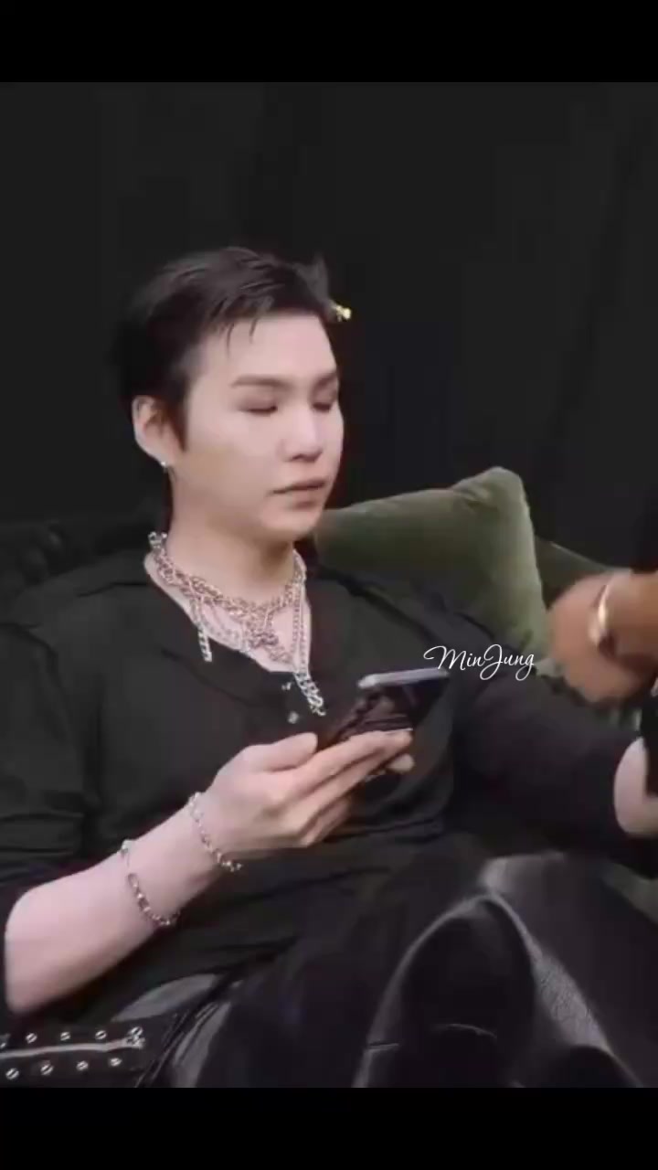 @Min_Jung😺🐿️