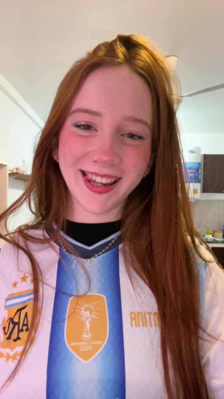 @Tayná