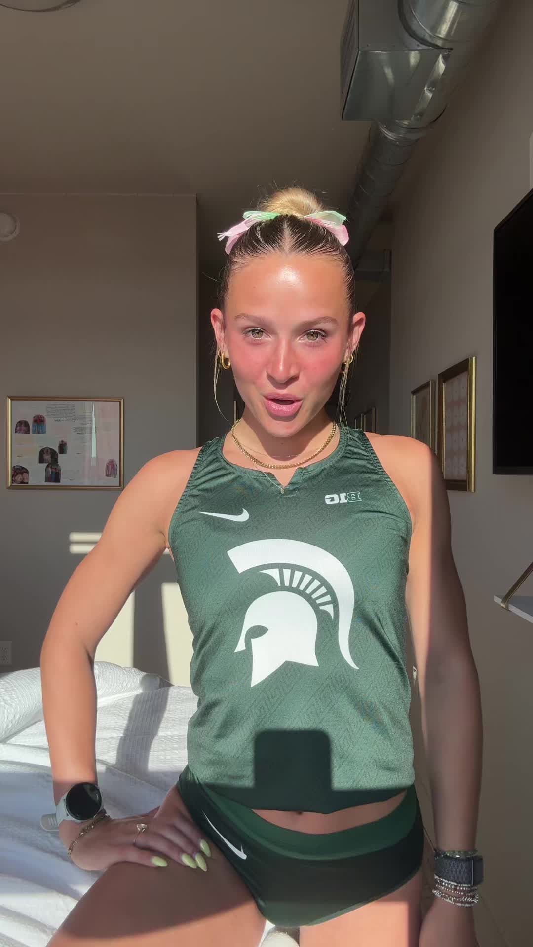 @mia_rogan