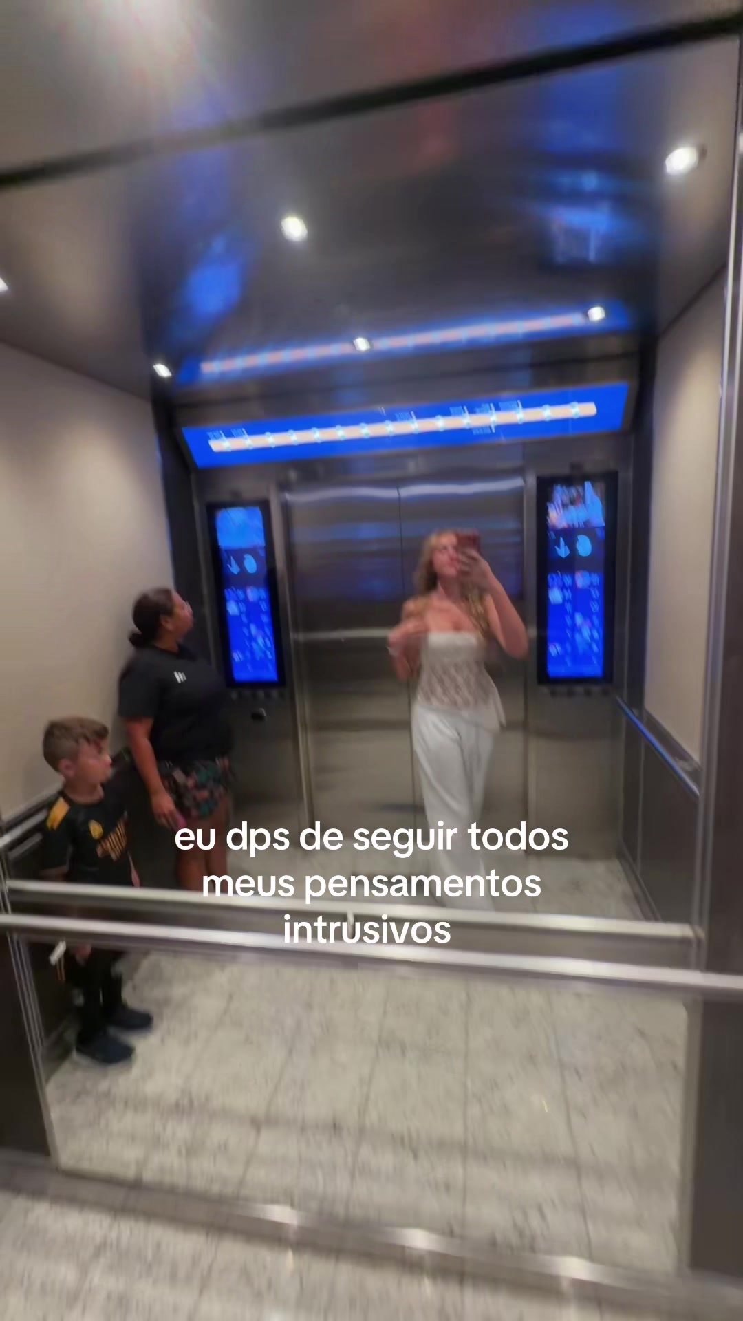 @Lara B🫧