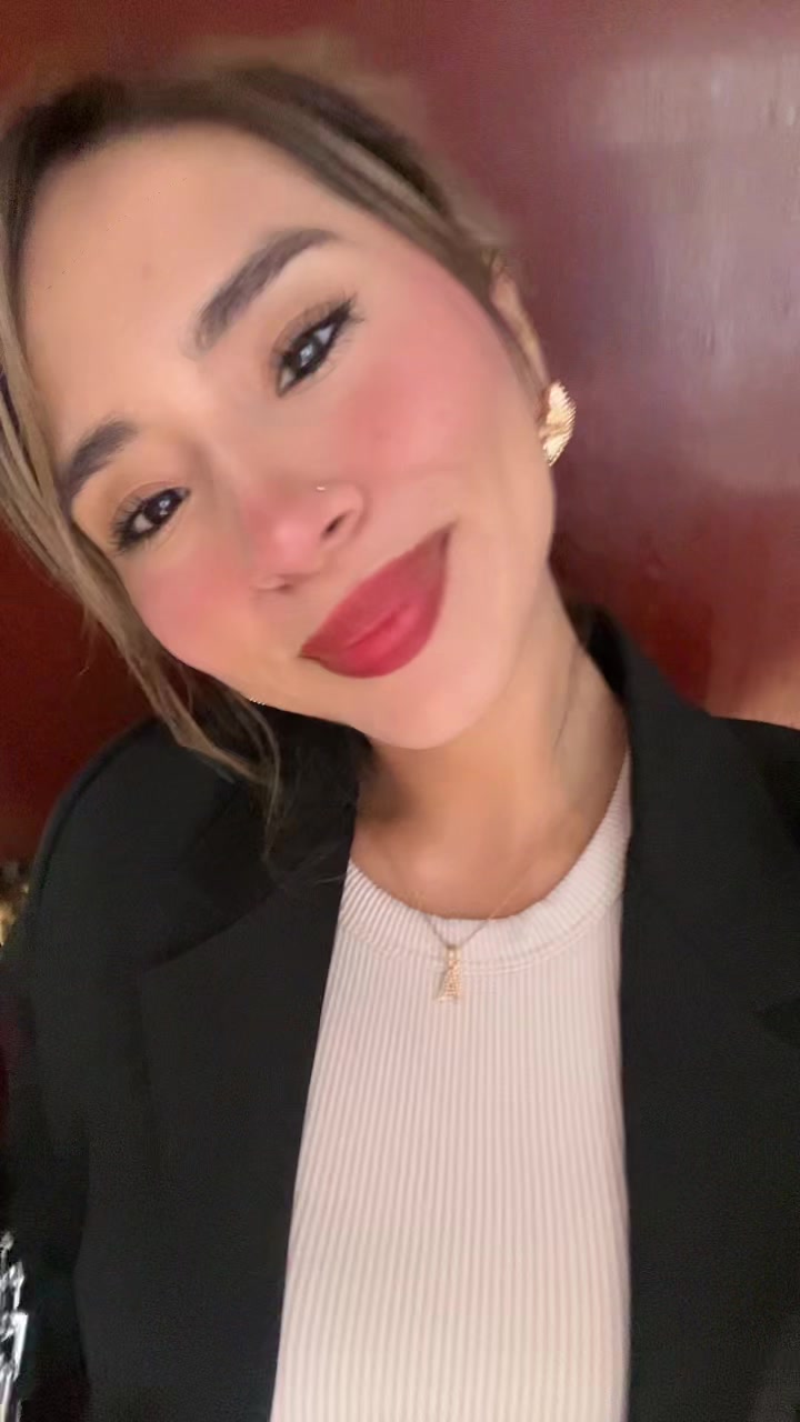 @Caroline Alexandra flores 🦦