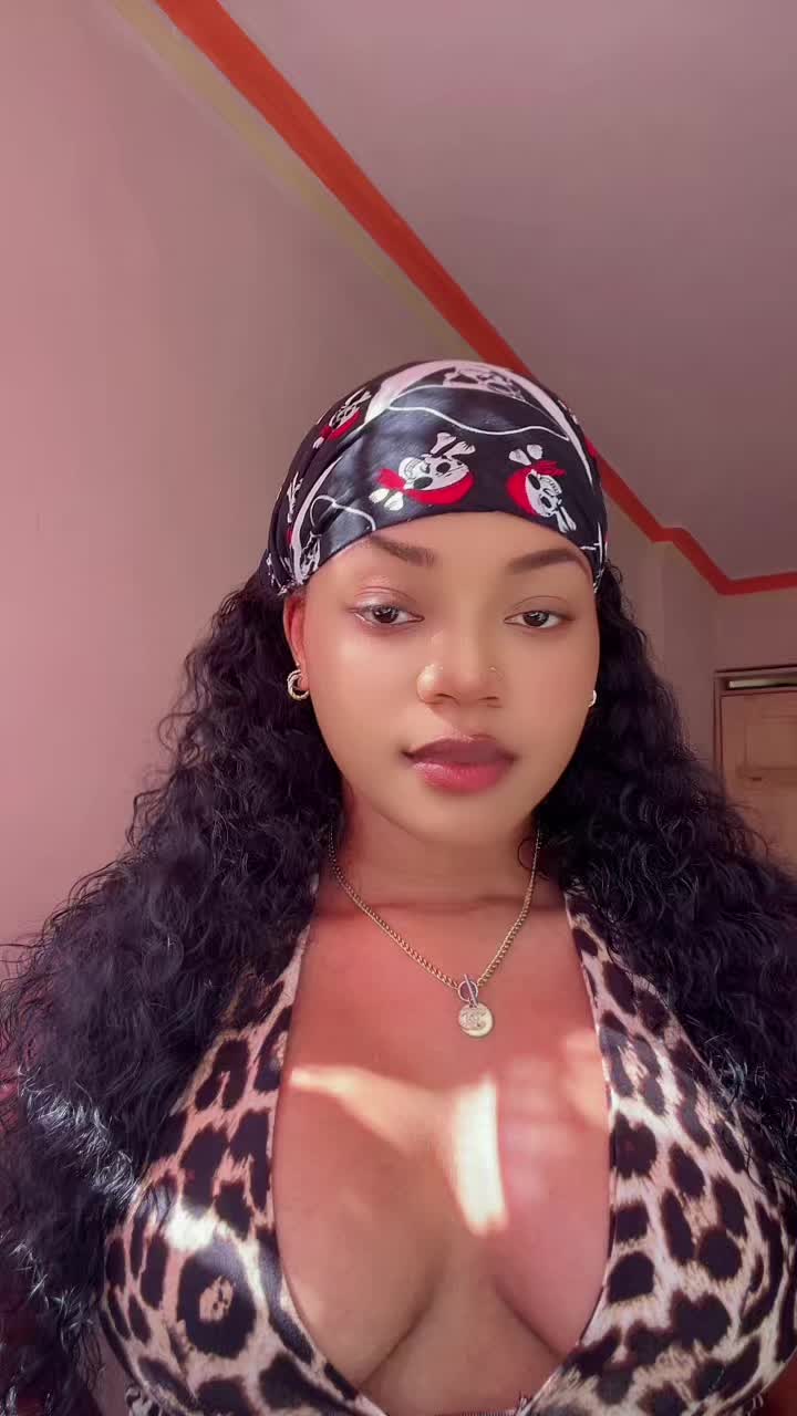 @Vanille🍭GIRL🫦🦦🍦🥀