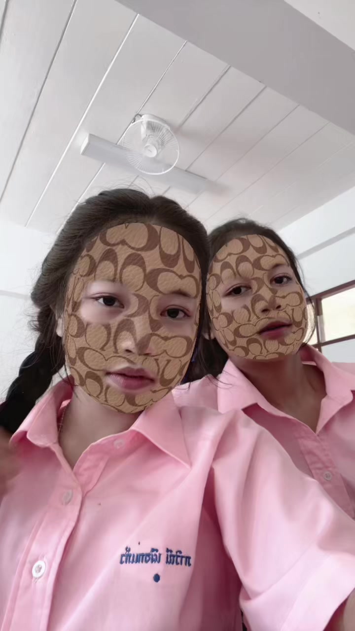 @𝑴𝒊𝒍𝒌シ