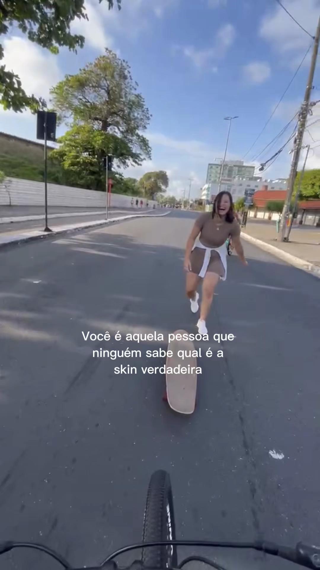 @Dheboragomees_