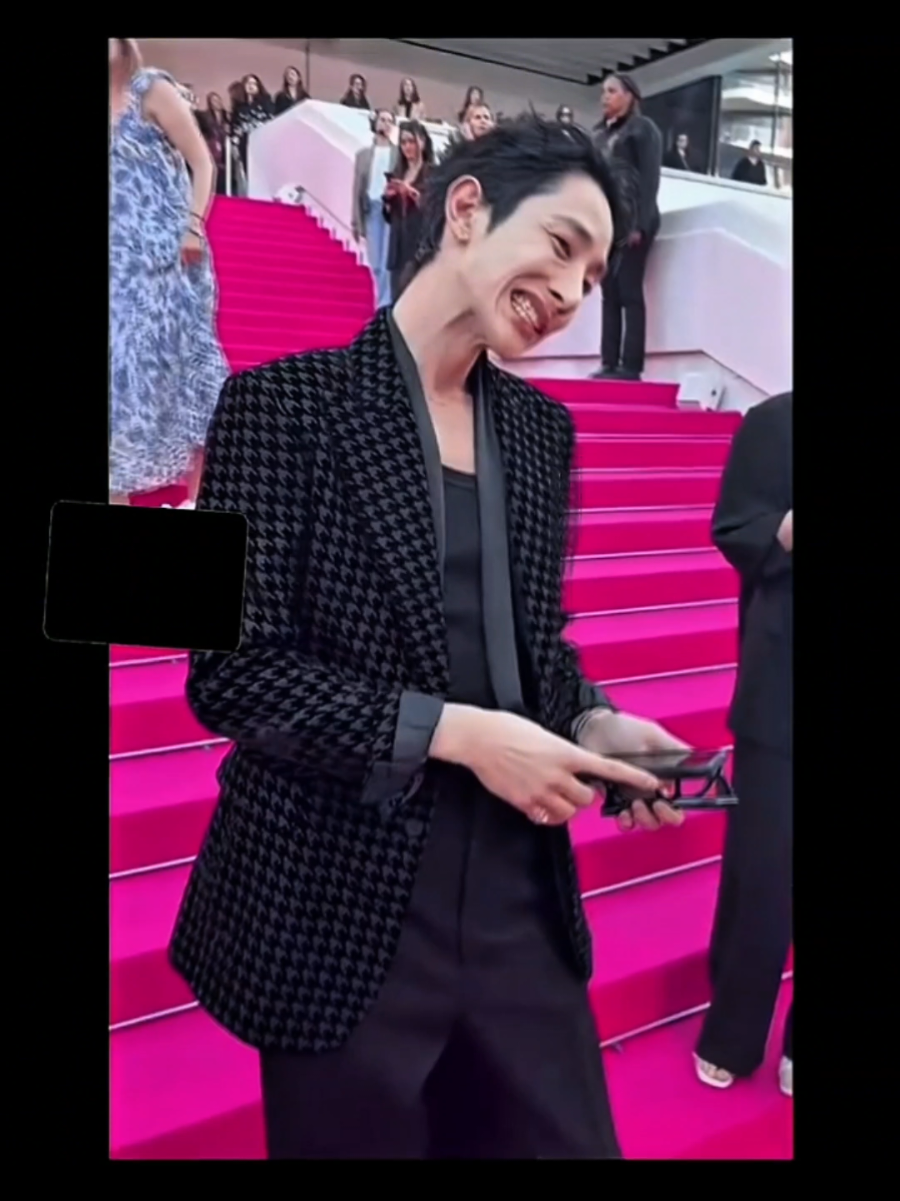 @오늘의연예뉴스