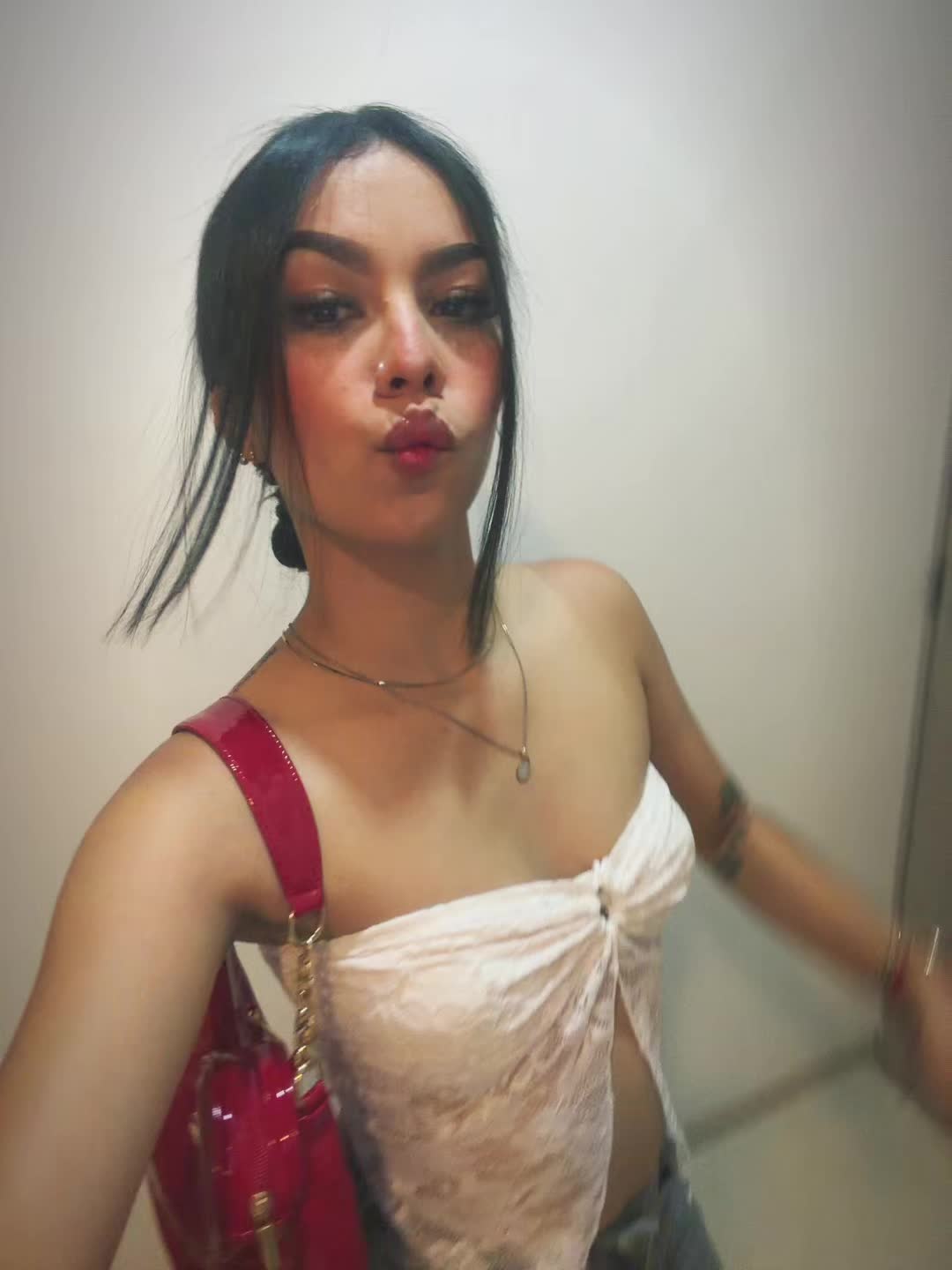 @𝐯𝐚𝐧𝐞