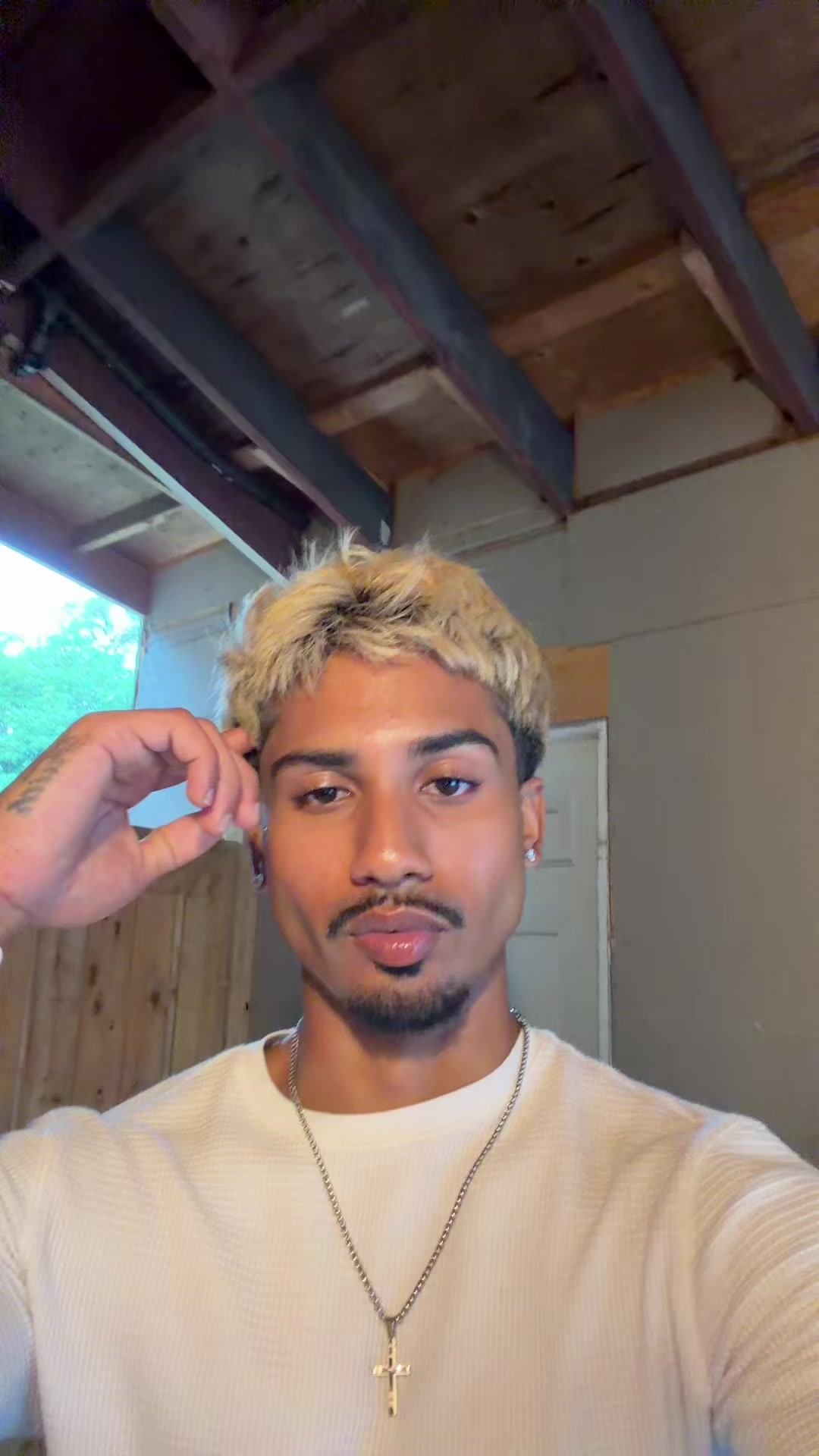 @iamtitusking