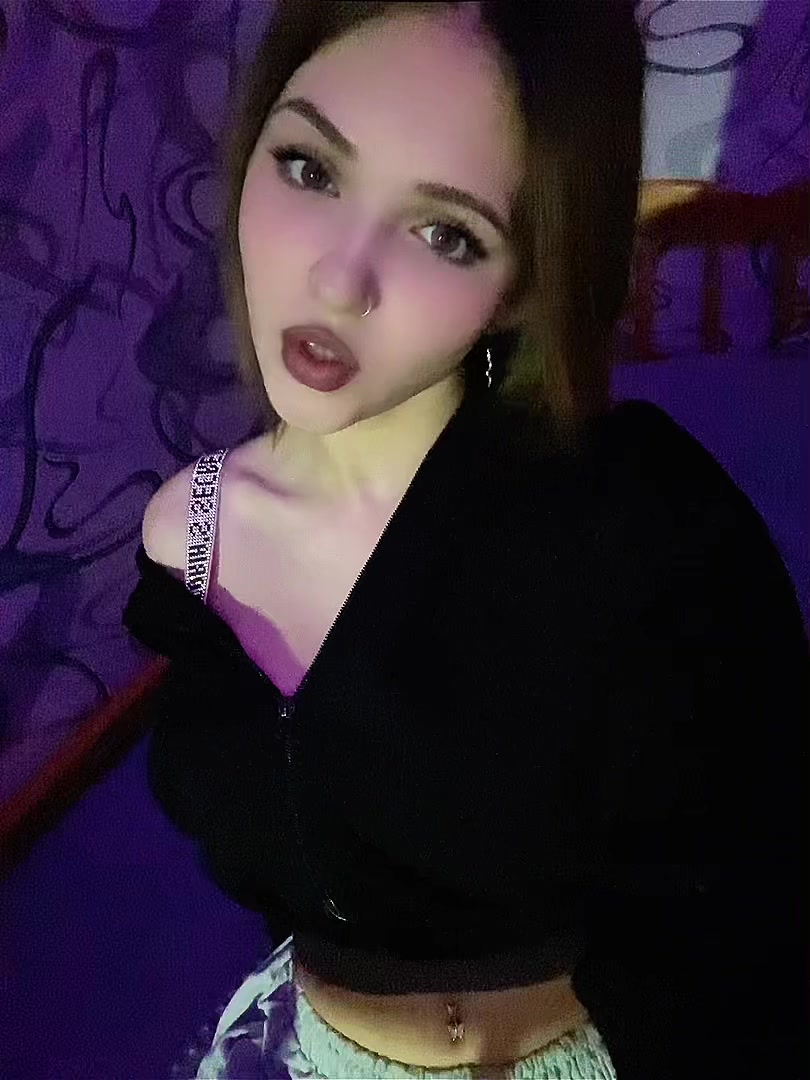 @-𝓚𝓪𝓻𝓲𝓷𝓪-