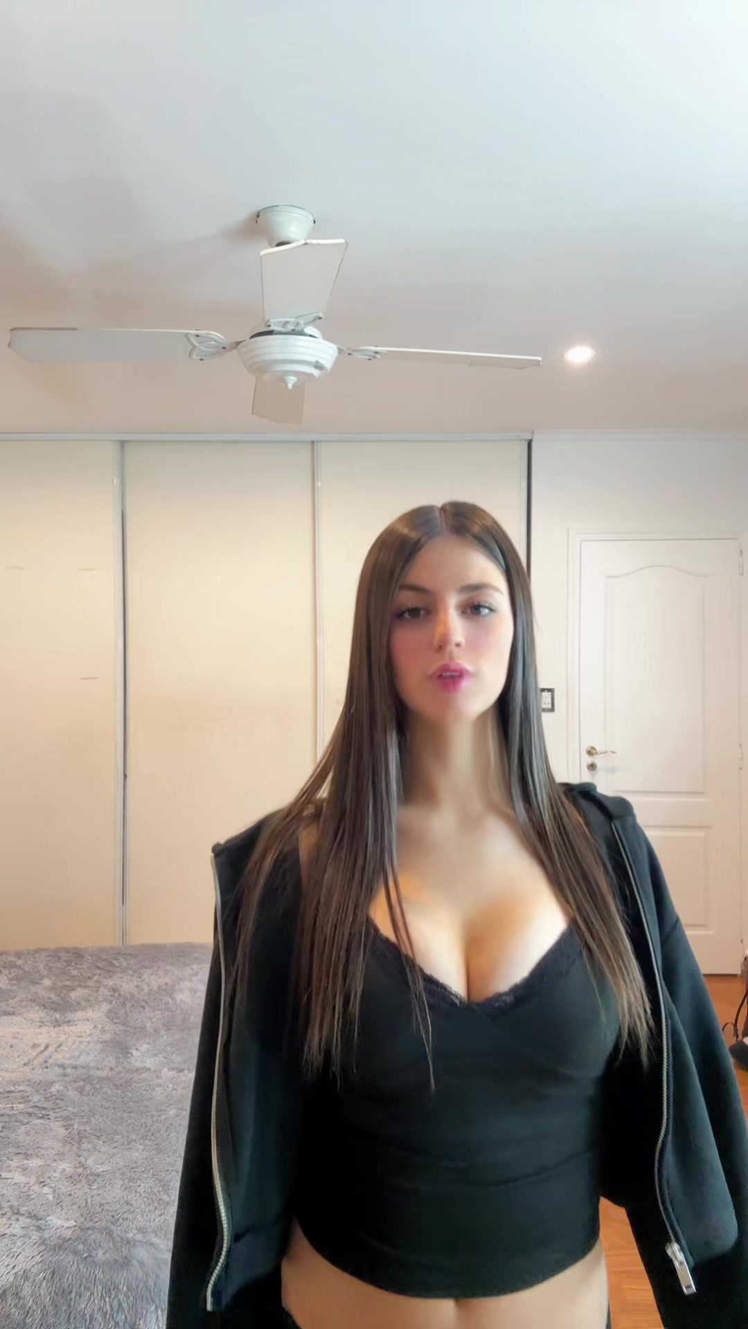 @Sofii