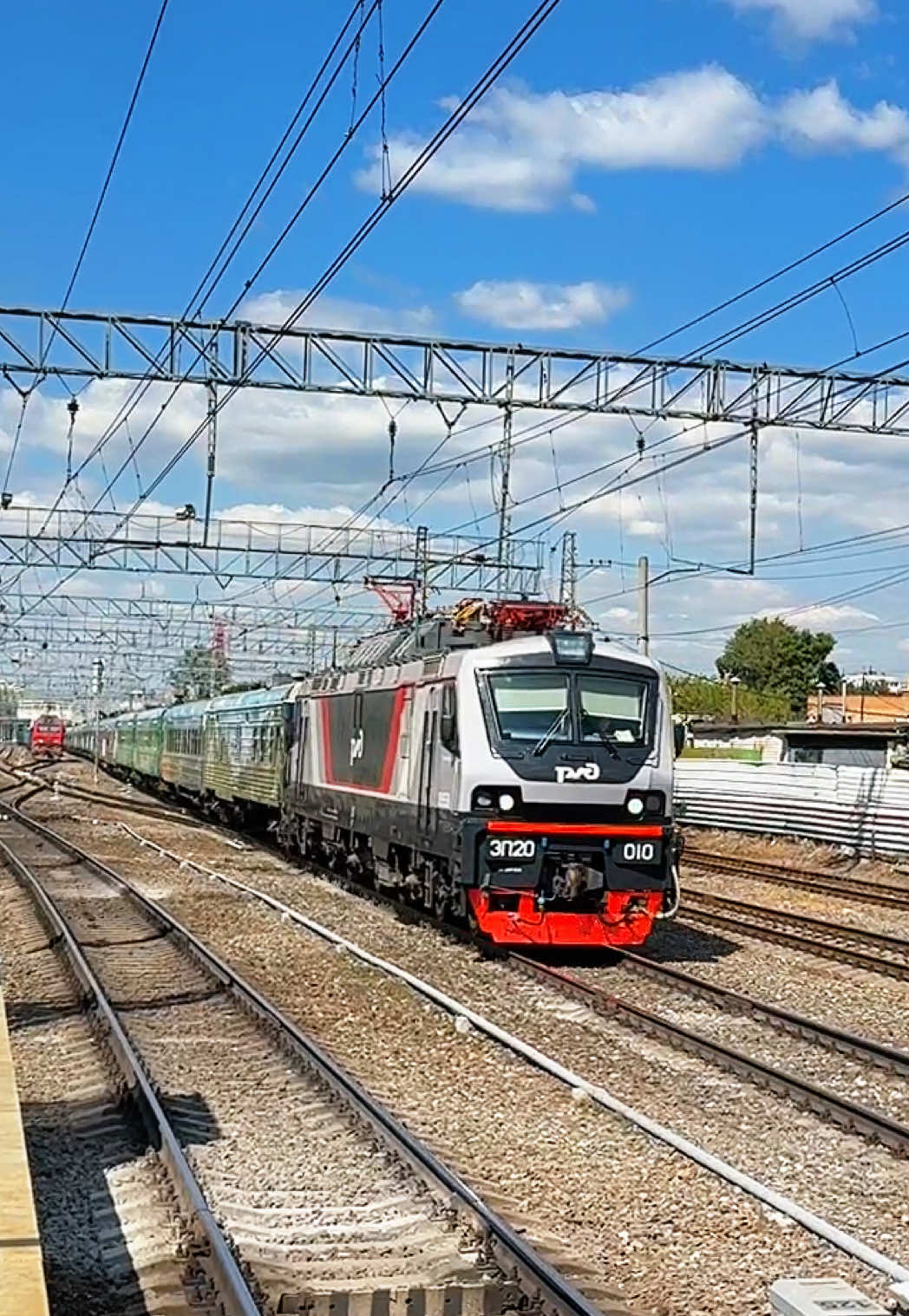 @Limon4ik 🛤️