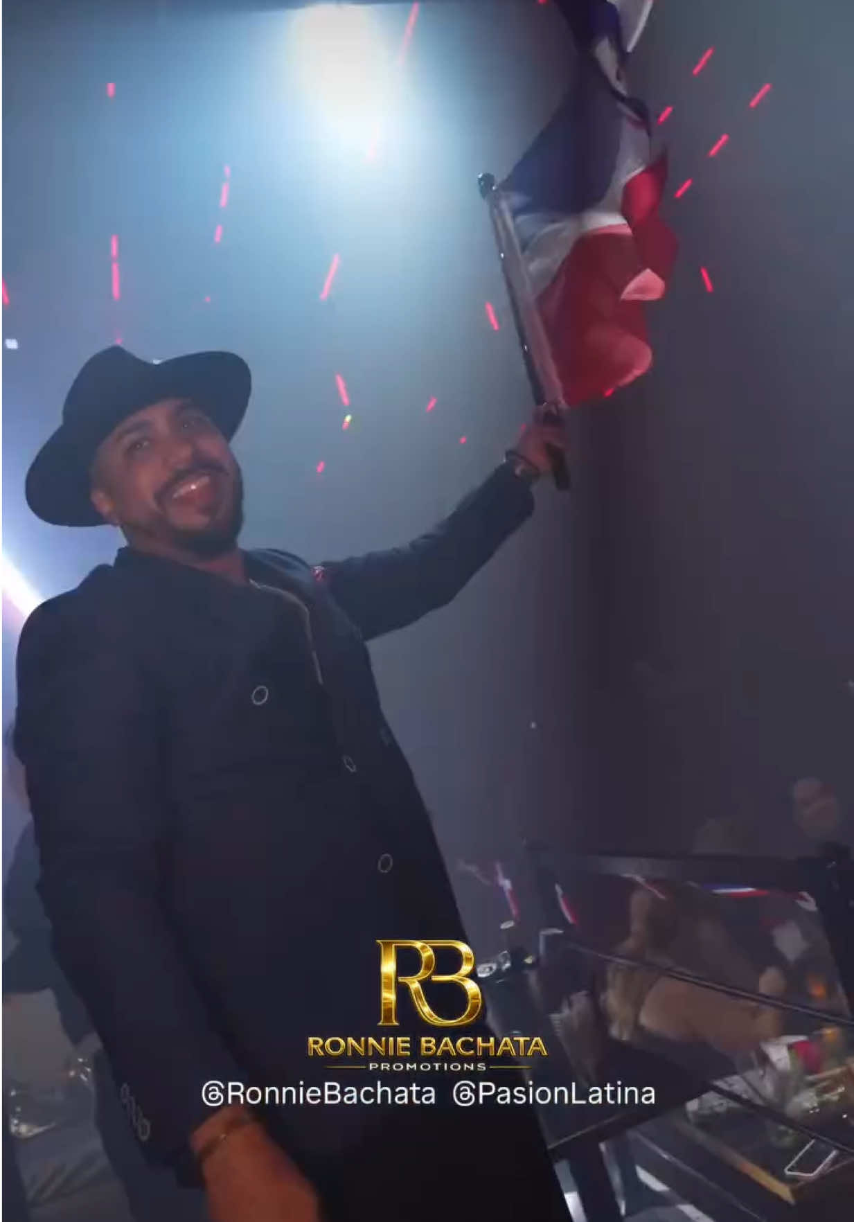 @Ronnie Bachata