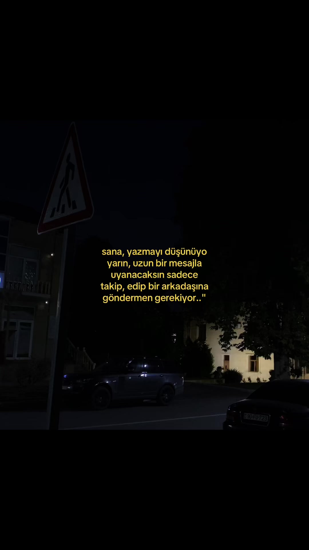 @𝓜.