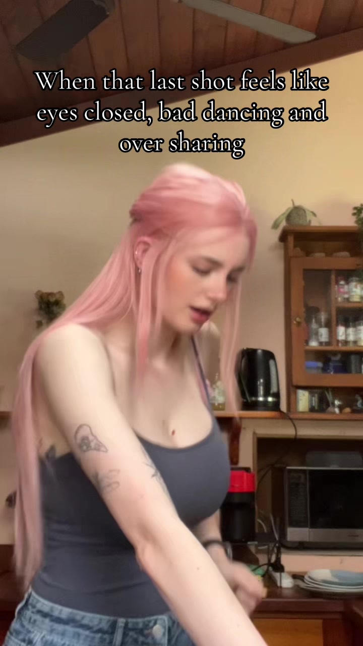 @𝔈𝔪𝔦𝔩𝔶 💛