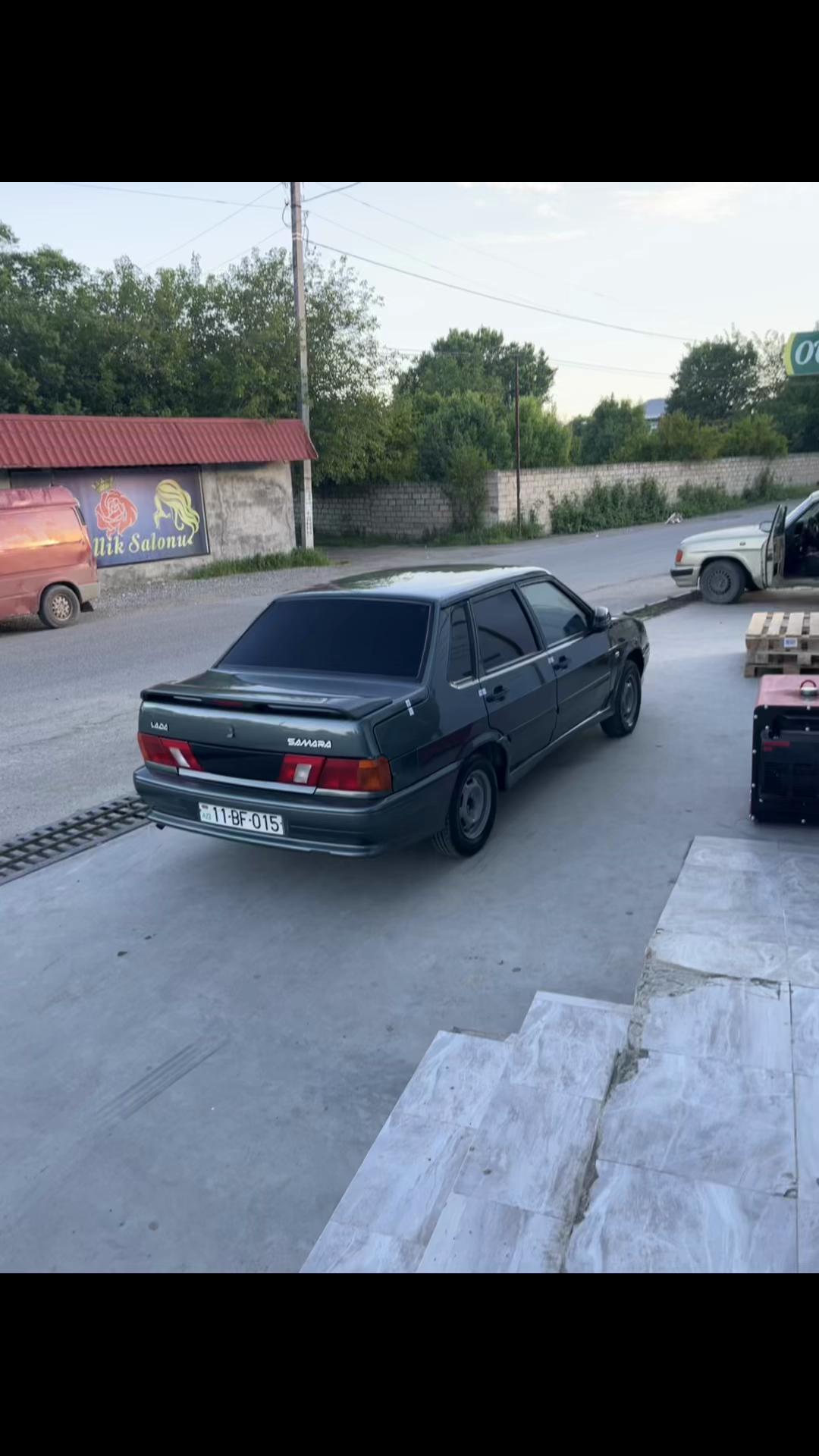 @002
