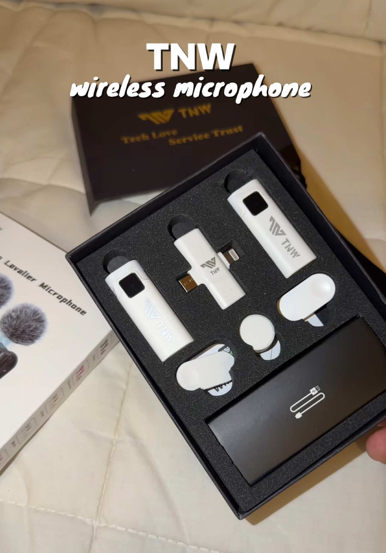 @iPhonary 🩷