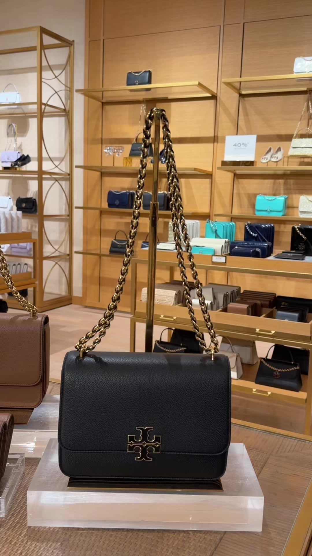 @Toryburch Winnipeg Outlet
