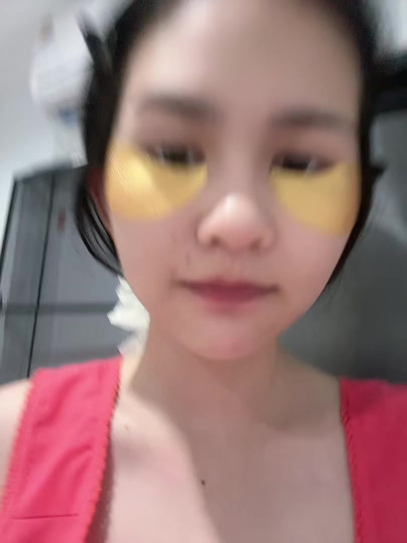 @มอลลี่