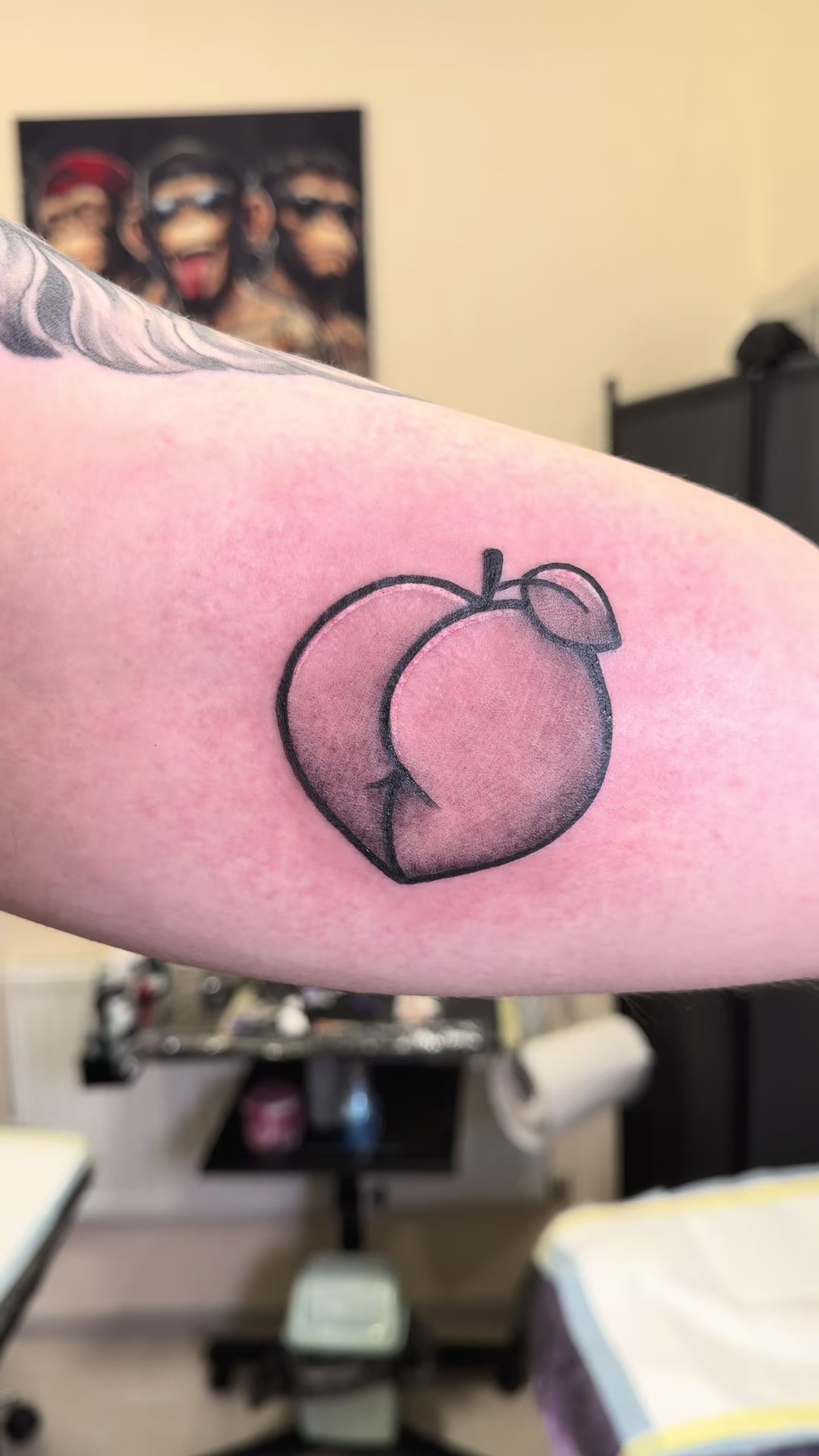 @komzolov.tattoo.kyiv