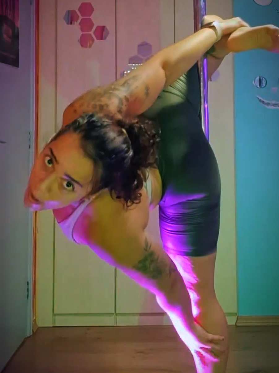 @Mirela Perez