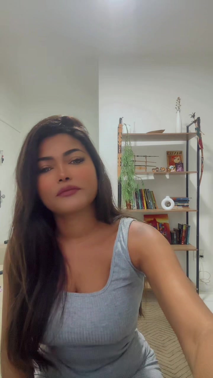 @Tain&aacute; F Tavares
