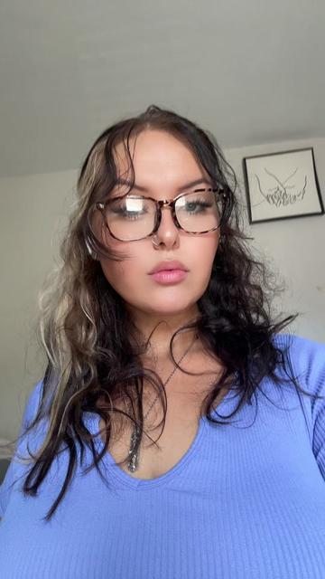 @Annalise 🧿🪬