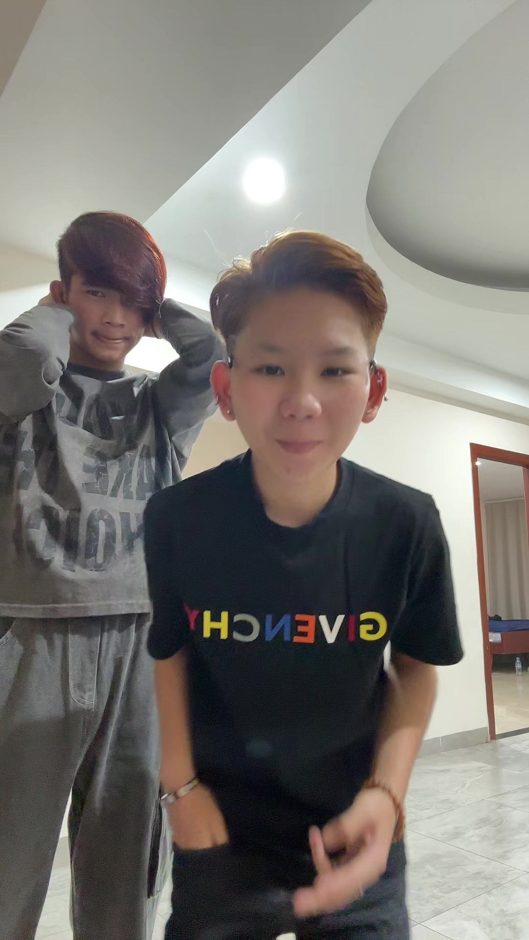 @Ho!yy