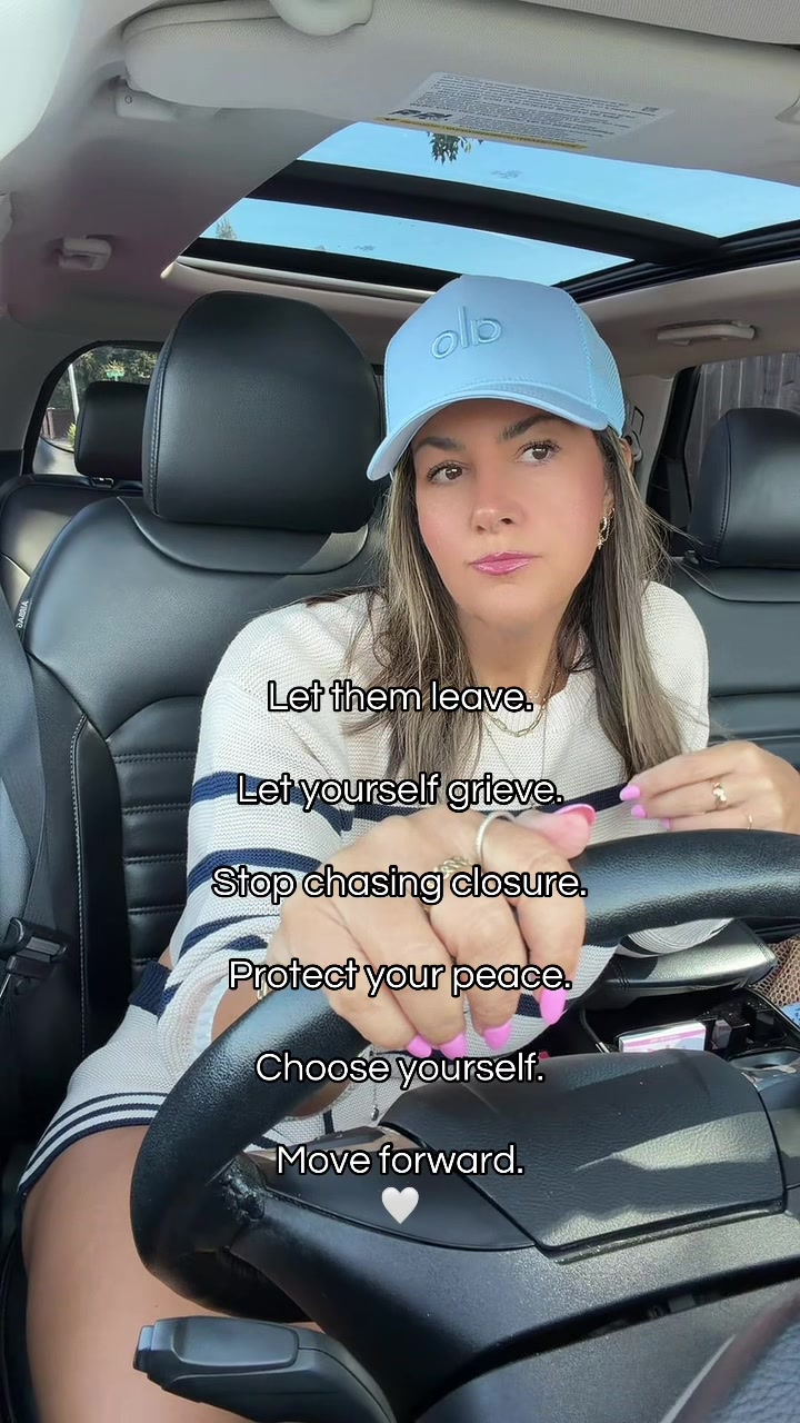 @NICOLE