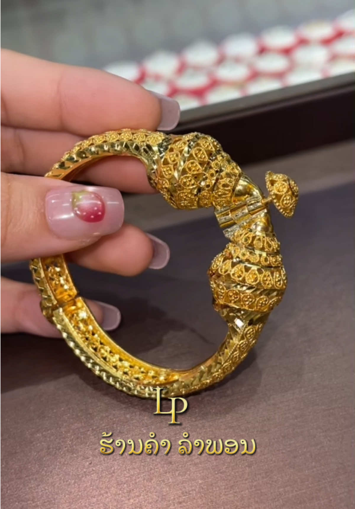 @ຮ້ານຄຳ ລຳພອນ Lamphone jewelry