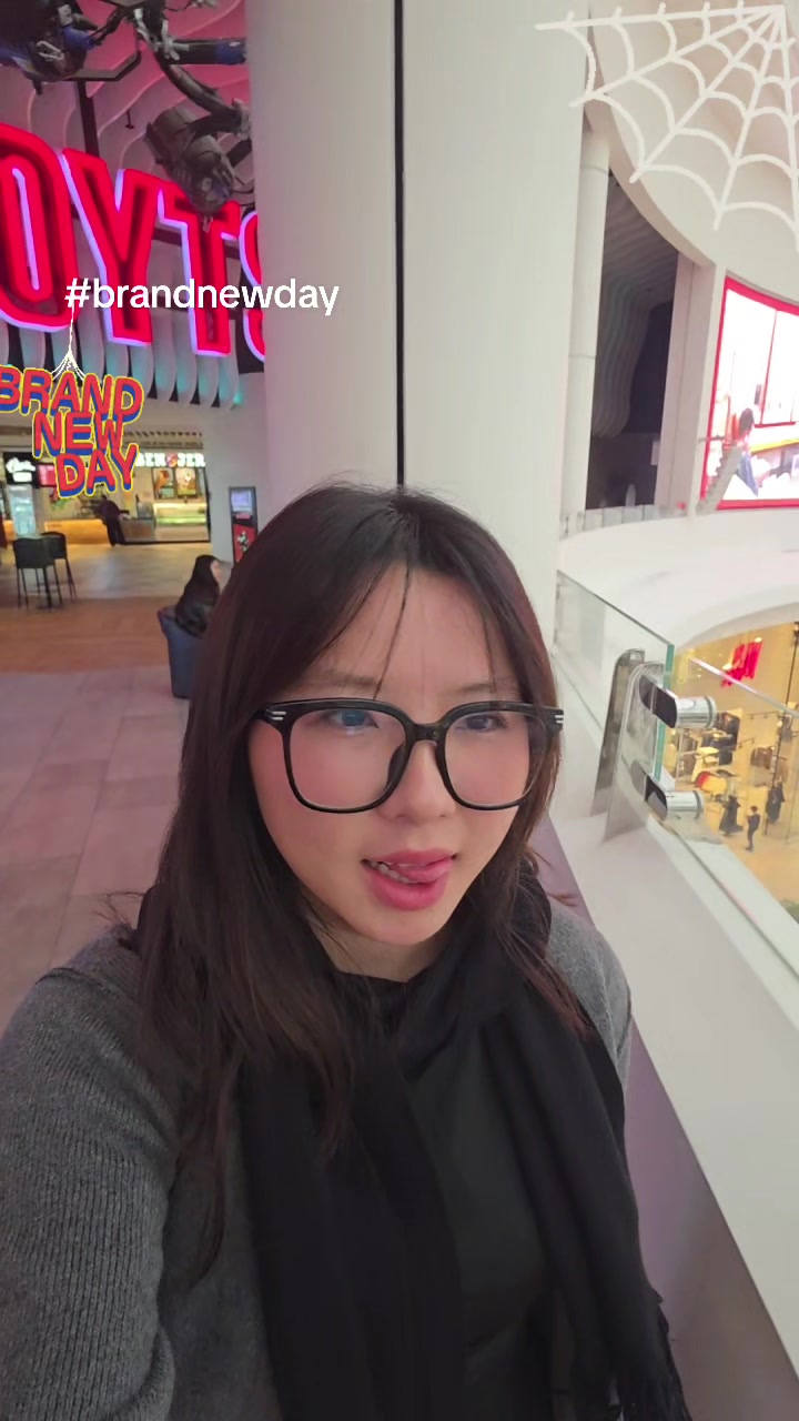 @Łiśa&ensp;V&icirc;ncenz&ouml;