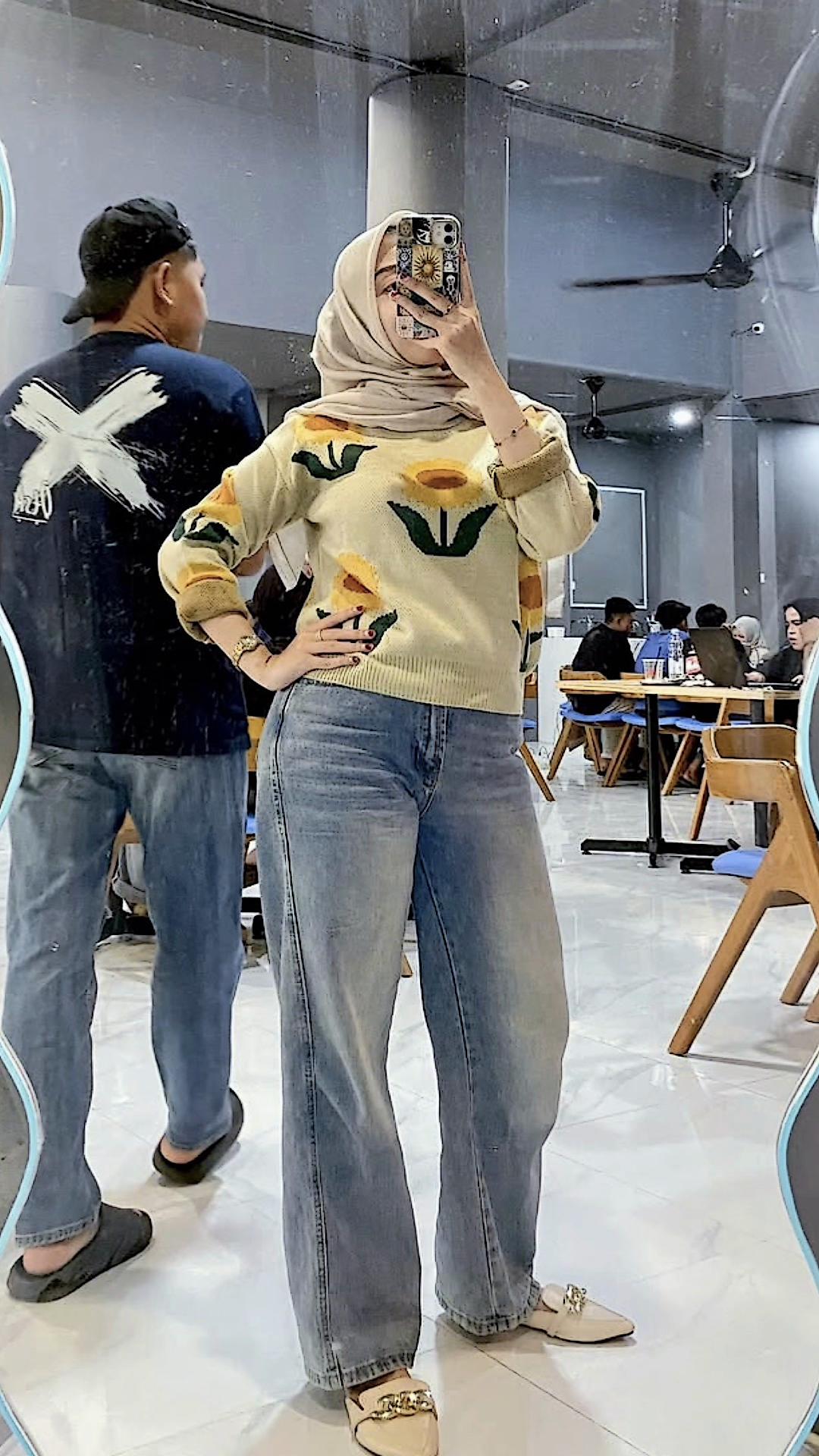 @anniputri5