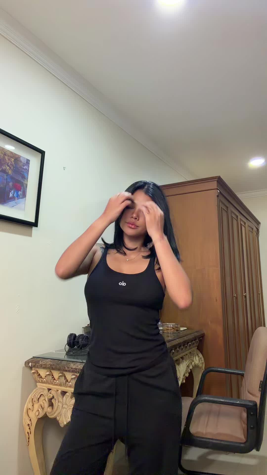 @Kikinii
