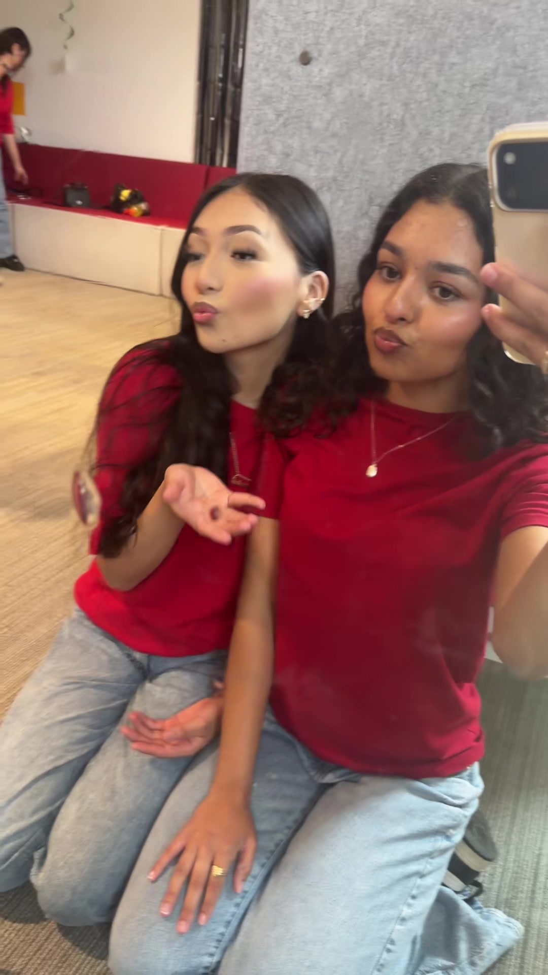 @𝒜𝓁ℯ𝓍𝓍𝒶