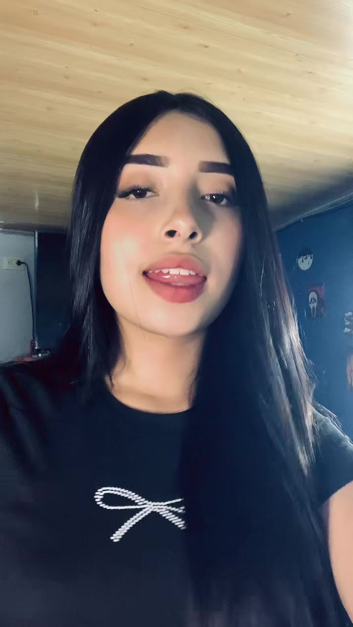@Knela🧖🏻♀️
