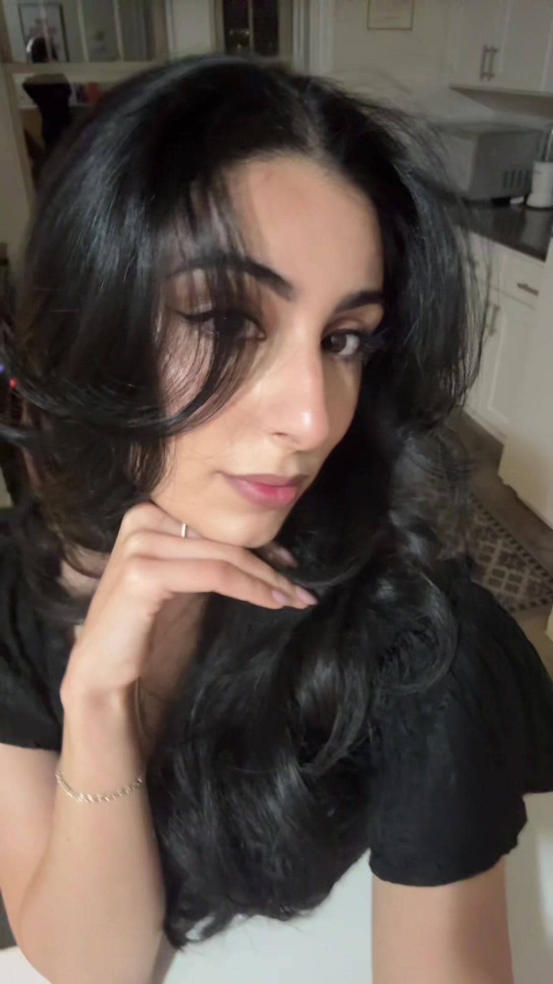 @bin3isha