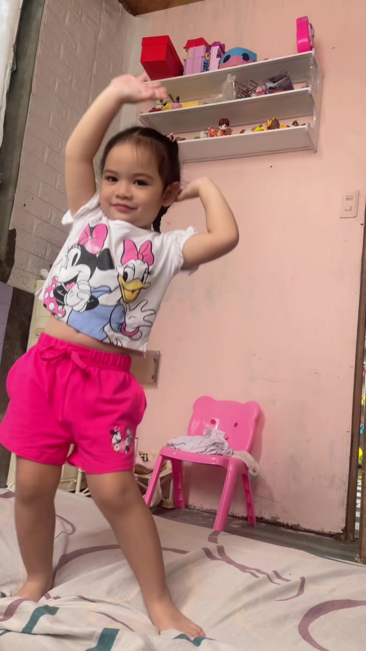 @zhaviamom
